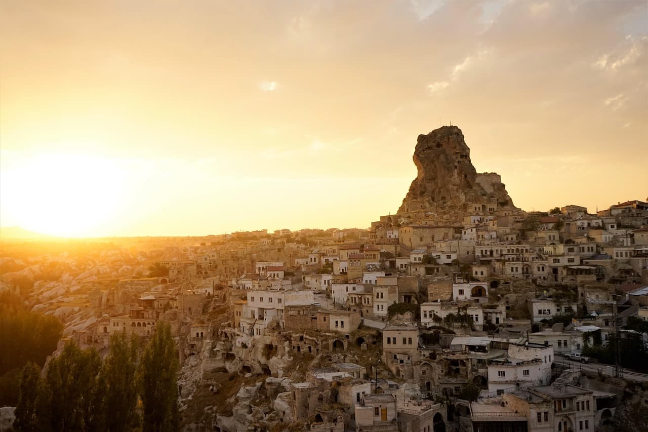 ortahisar, castle, tower, urban, houses, city, architectural, sunset, emergency, turkey, nevşehir, nature, sky, cappadocia, trip, tourist, tourism, eskisehir, turkey, panorama, anatolia