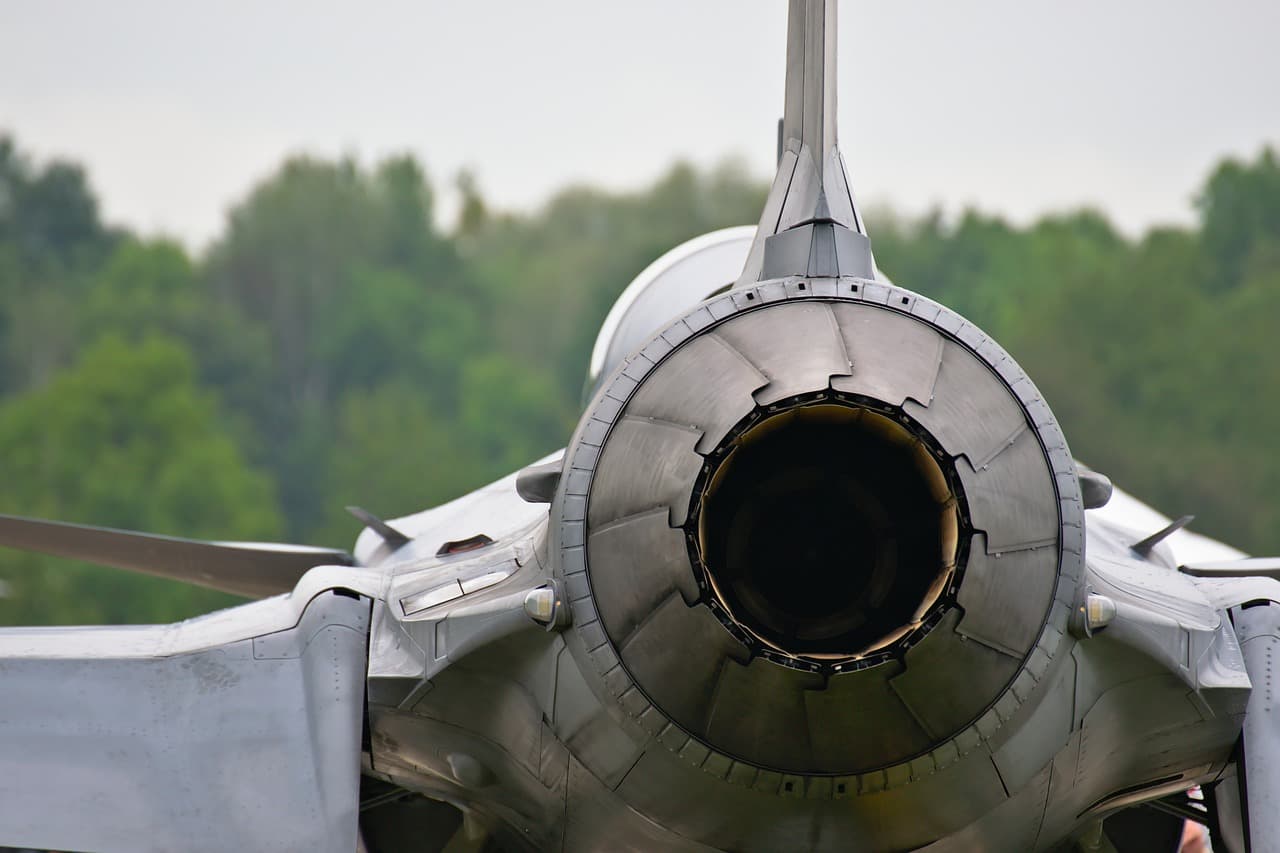 Ukraine denies F-16 maintenance crisis